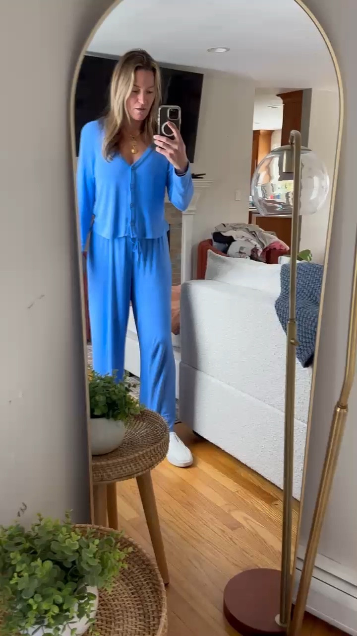 #LTKmorningroutine #LTKootd #LTKmomlife