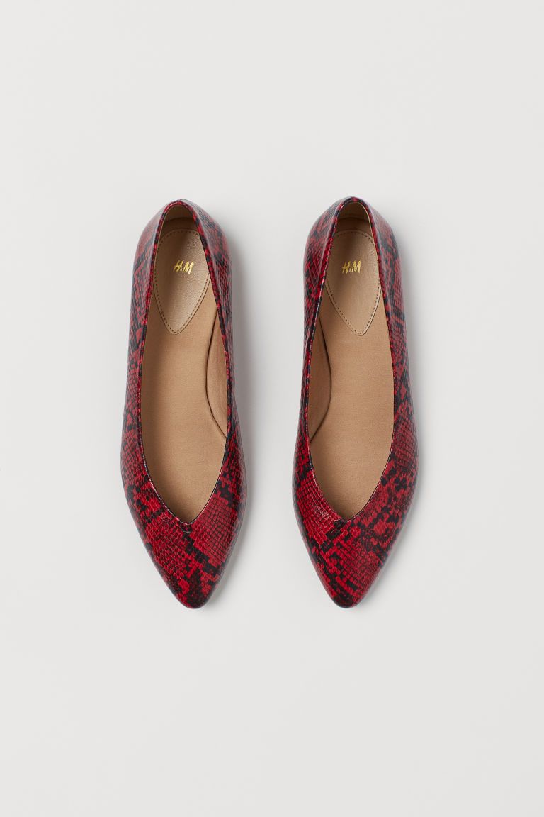 Pointed ballet pumps | H&M (UK, MY, IN, SG, PH, TW, HK)