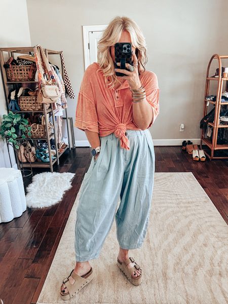 My favorite sandals! They look cute with so many looks! 🔆
Love these pants and top with them that are both from @threebirdnest (can’t link here) Save with CODE MANDIE 


#LTKStyleTip #LTKOver40 #LTKShoeCrush