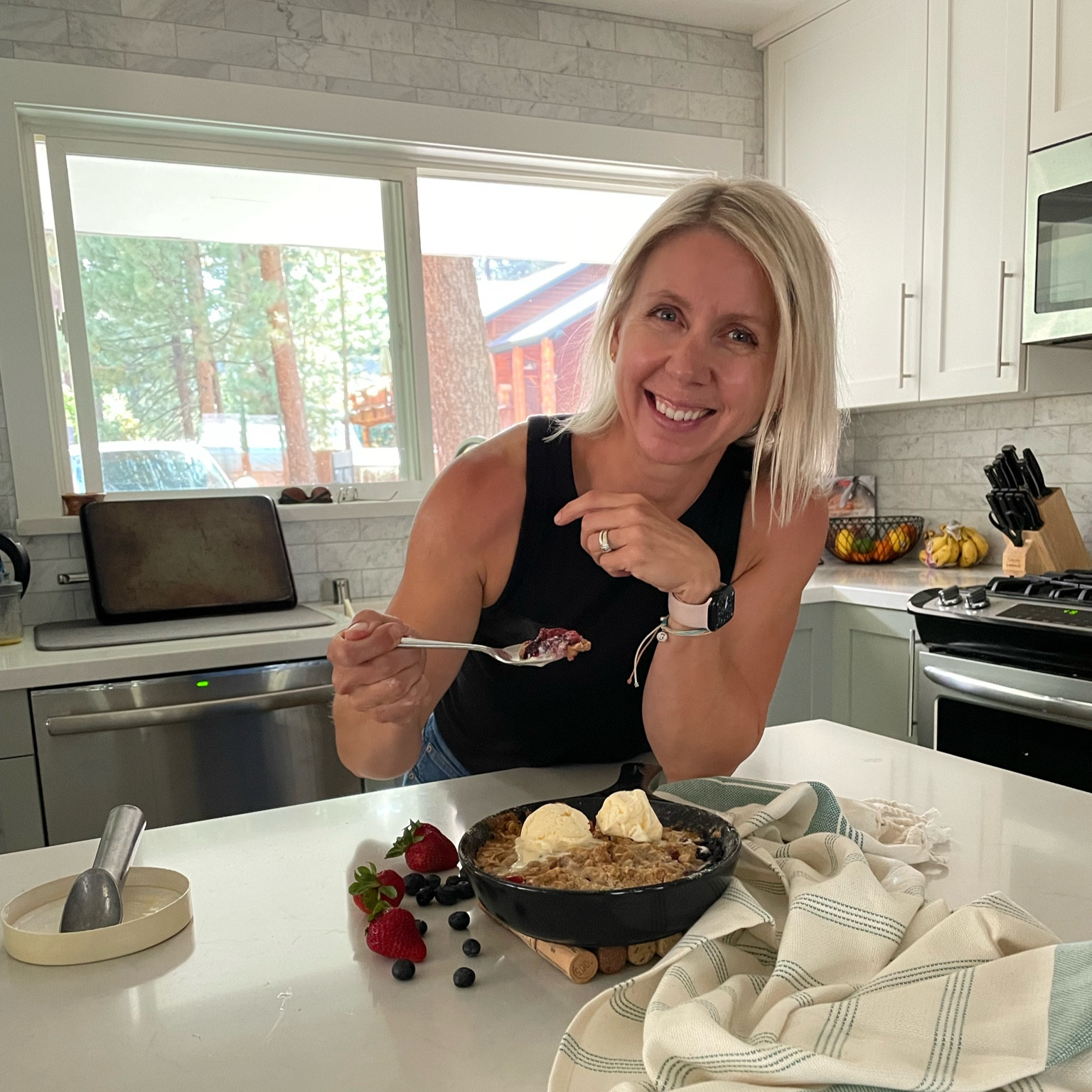 It’s always crisp season 

#LTKHoliday #LTKHolidaySale #LTKhome