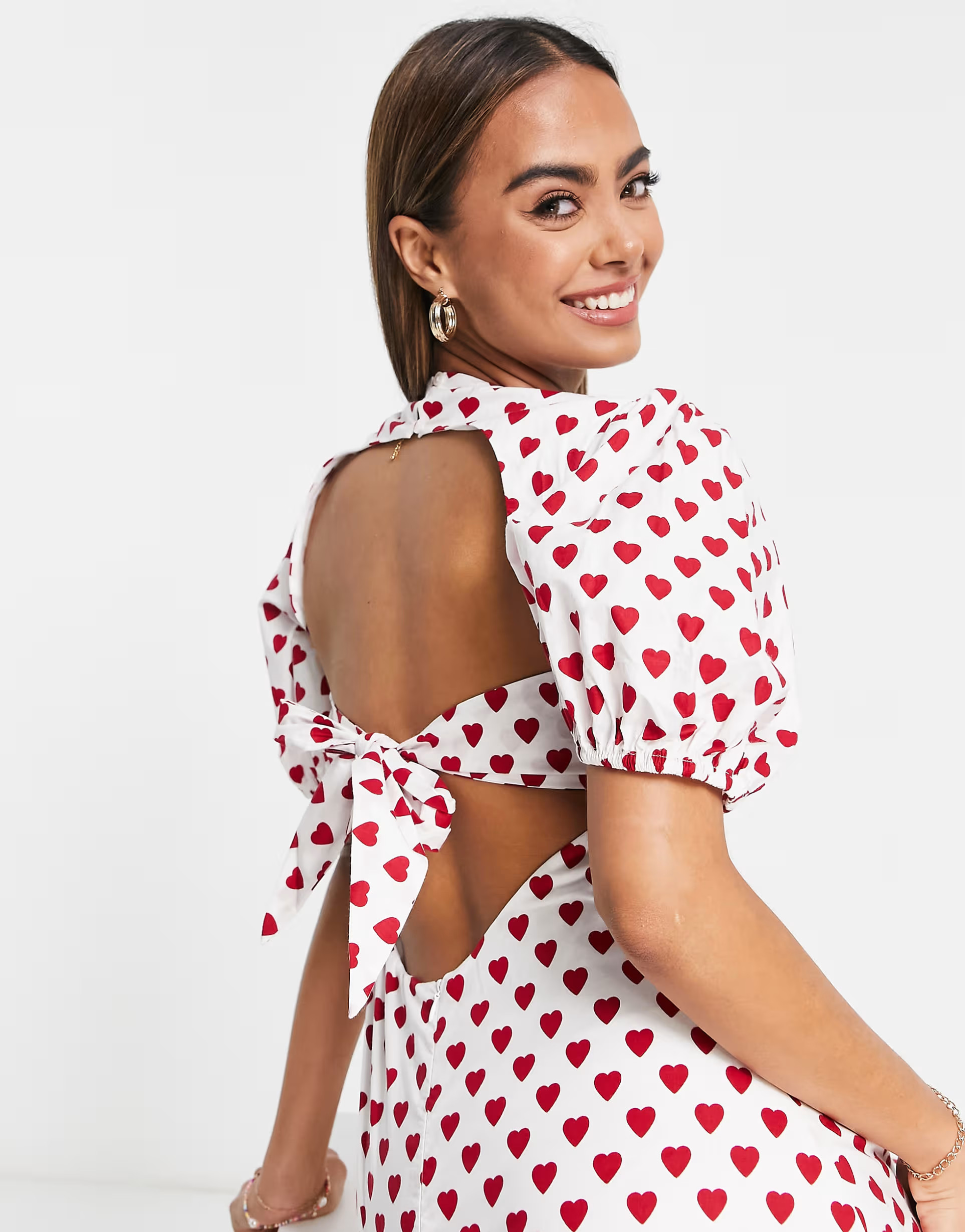 Urban Revivo cut out midi dress in red heart print | ASOS (Global)
