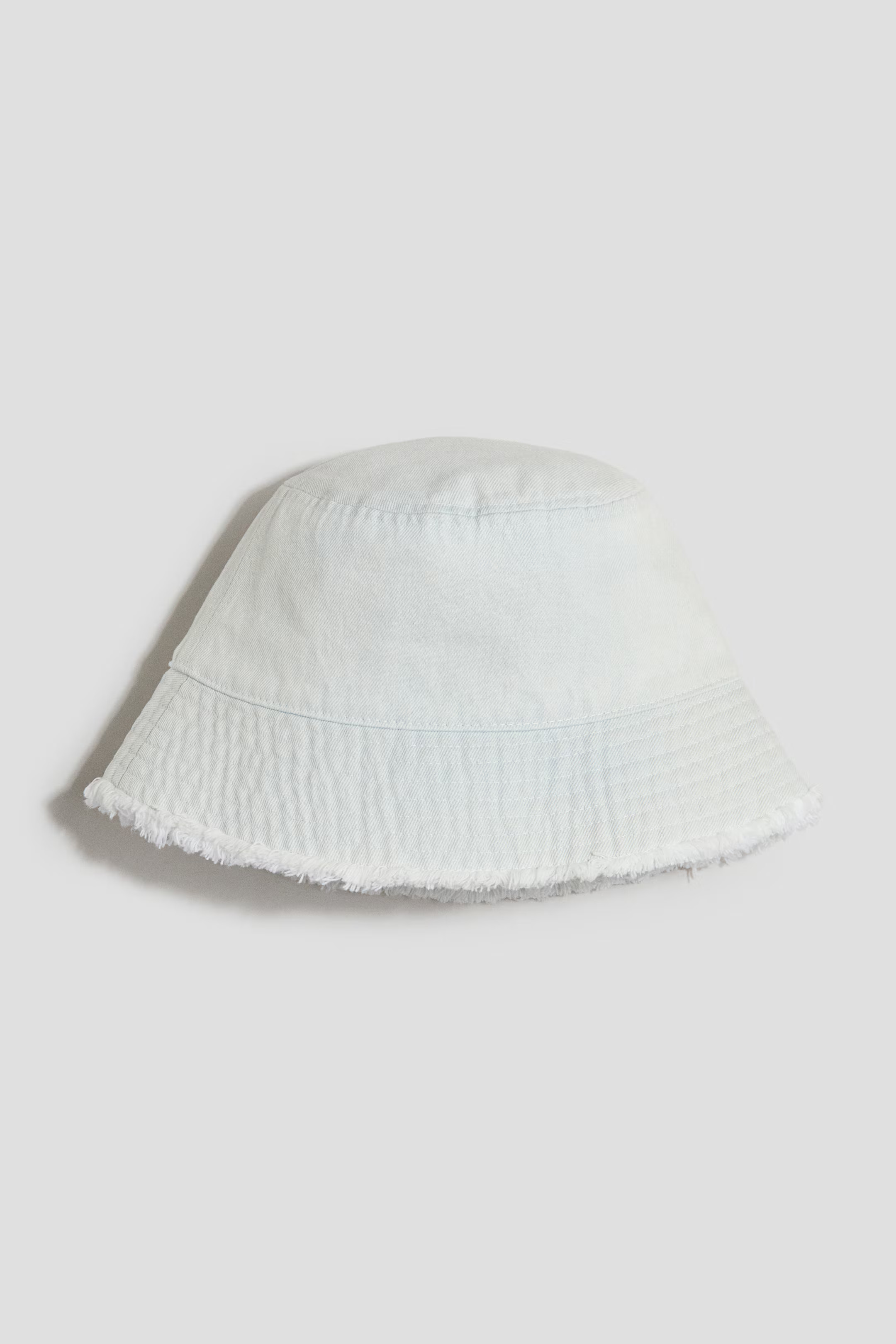 Frayed-Edge Denim Bucket Hat | H&M (US + CA)
