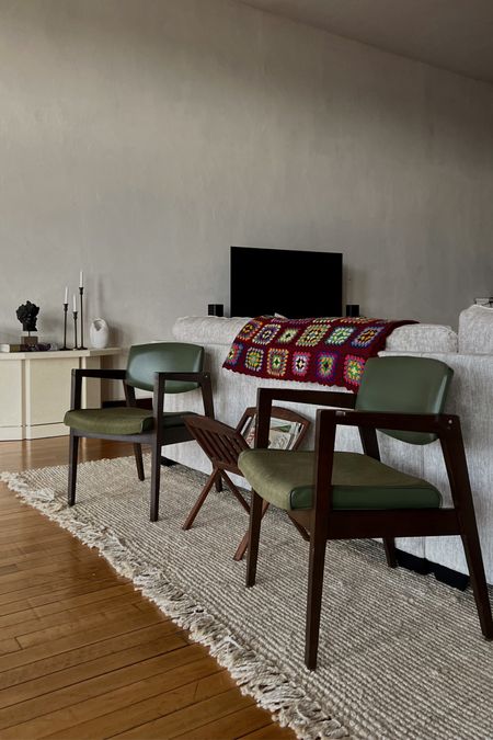 Cozy ❤️

MCM | Vintage Furniture | Thrifted | Home Decor | #contest 

#LTKFind #LTKhome