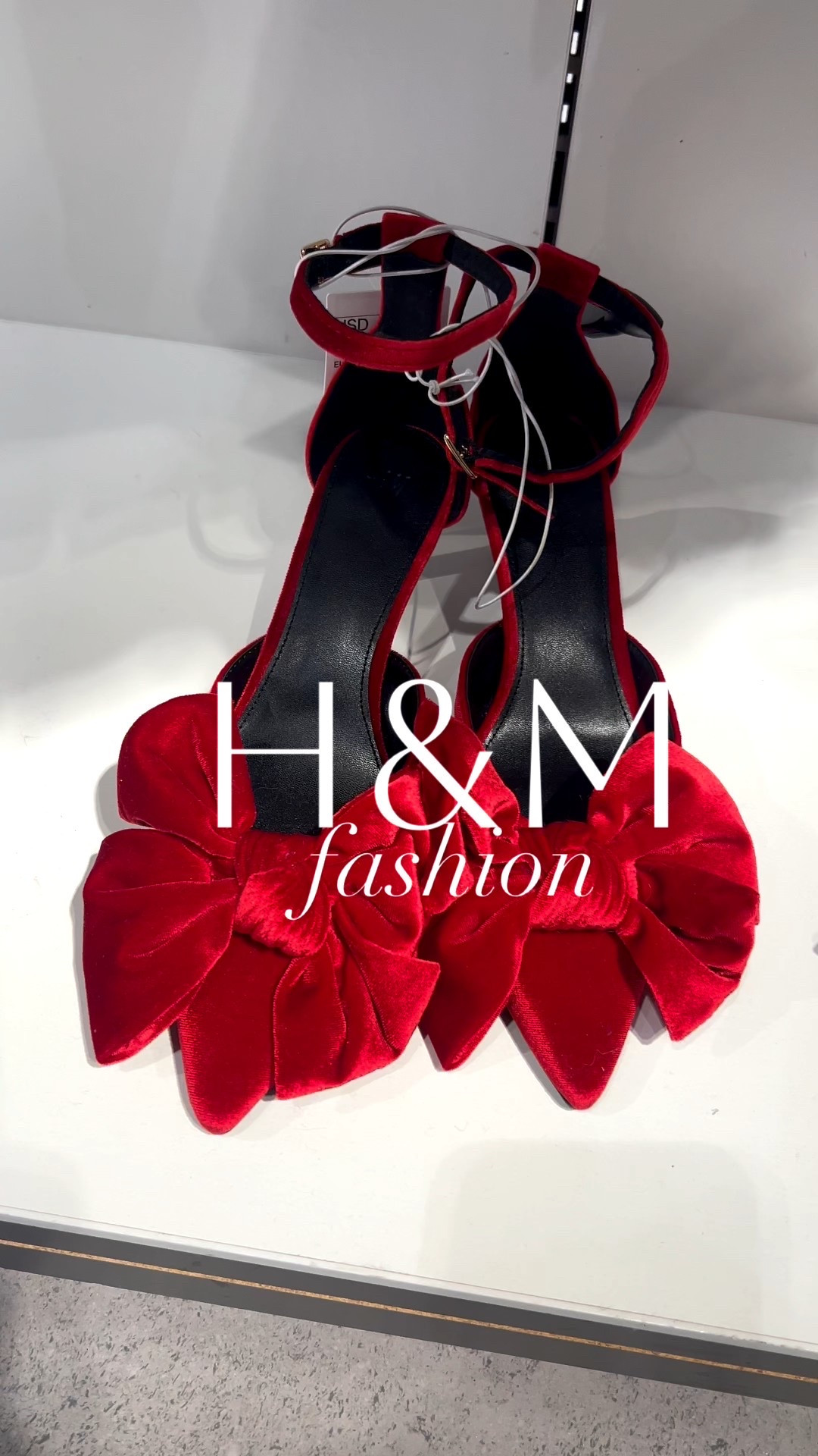 H&M women’s fashion. Holiday outfit inspiration. Christmas ootd. Peplum tops and dresses. Timeless design. Sequin dress. New Year’s outfit ideas. 

#LTKSaleAlert #LTKootd #LTKHoliday