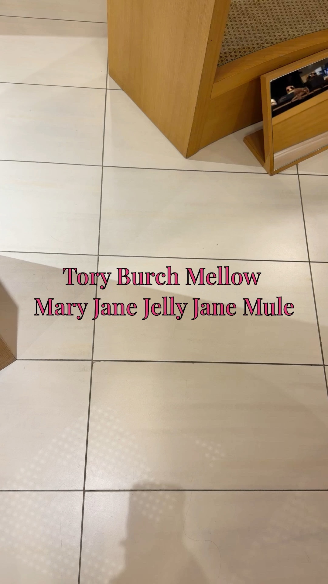 Sooooo Cute! 😍🥰 Tory Burch Mary Jane Jelly Mules! Comfy & Cute!
.
.
.


#LTKootd #LTKgrwm #LTKU