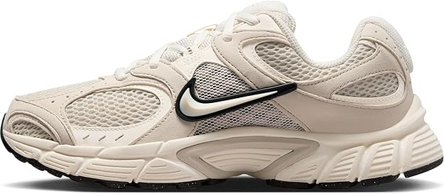 Nike Womens V5 RNR | Amazon (US)