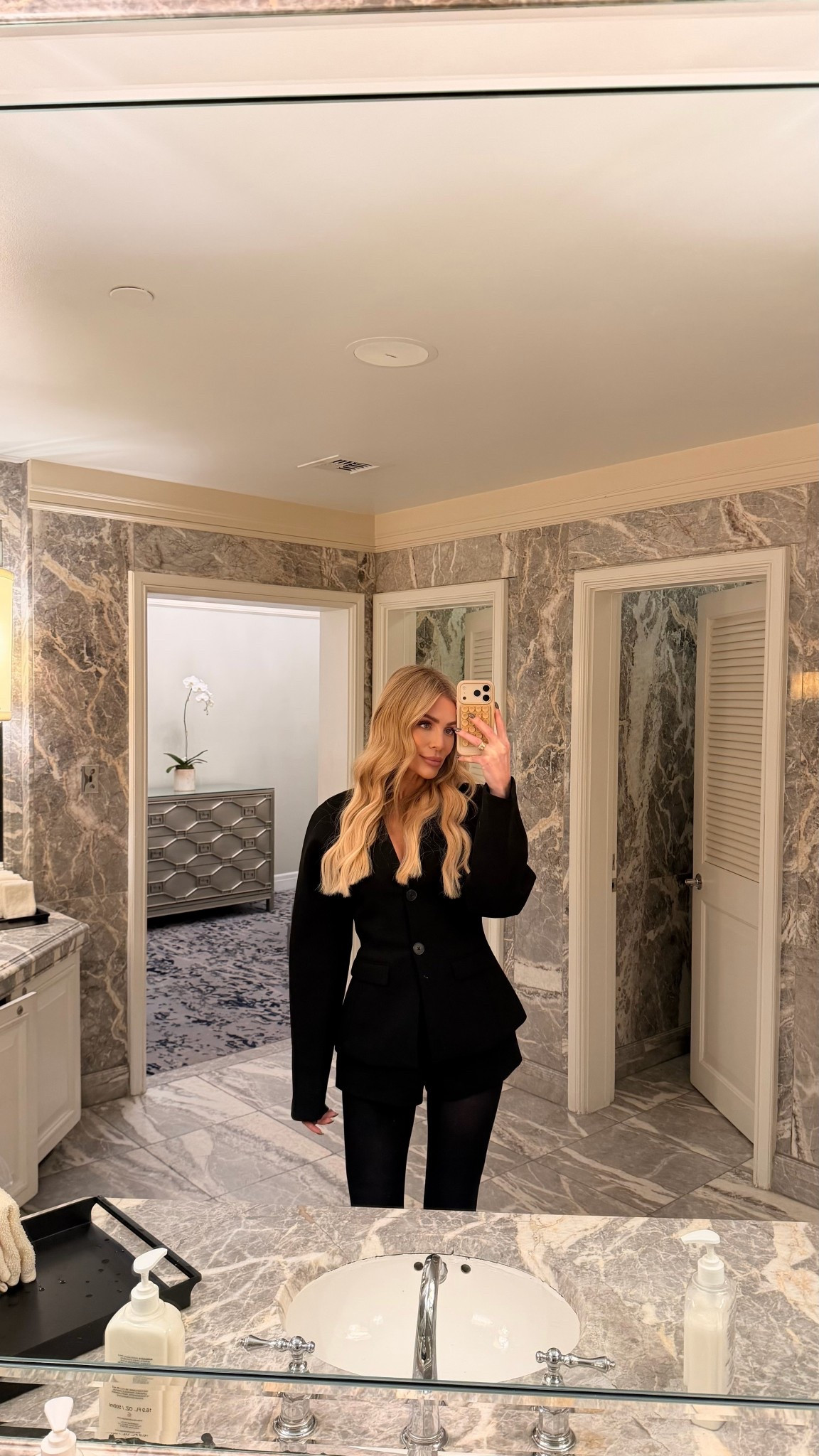 The cutest set🖤

#LTKHoliday #LTKdayinmylife