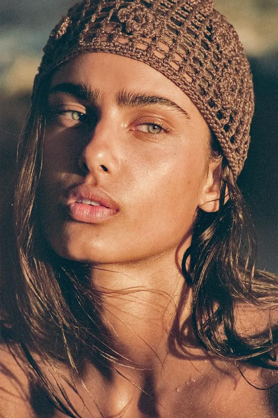CROCHET BEANIE WITH BEADED FLOWERS | Zara US