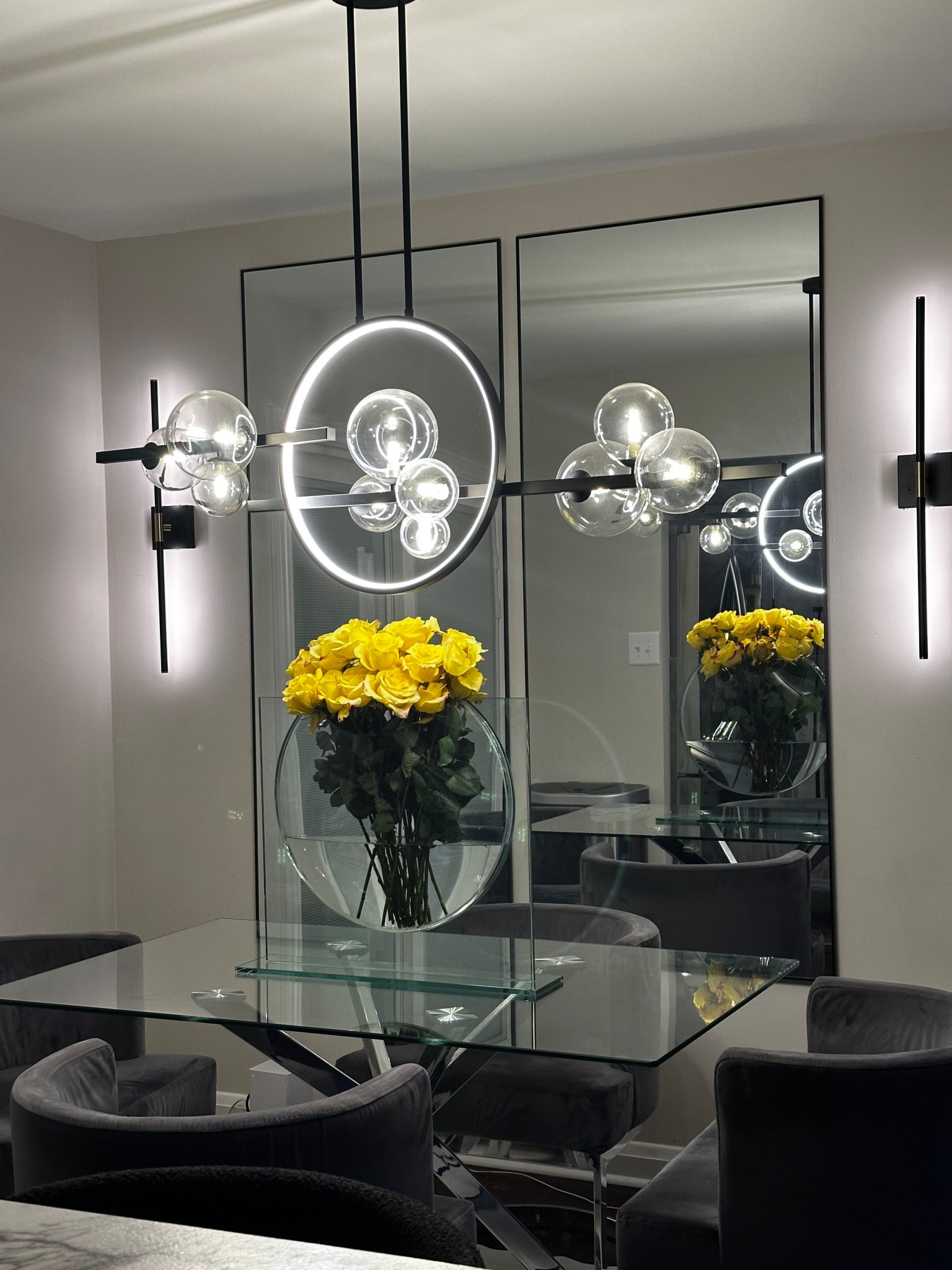 Dining Room 🖤 #ltkho

#LTKHome