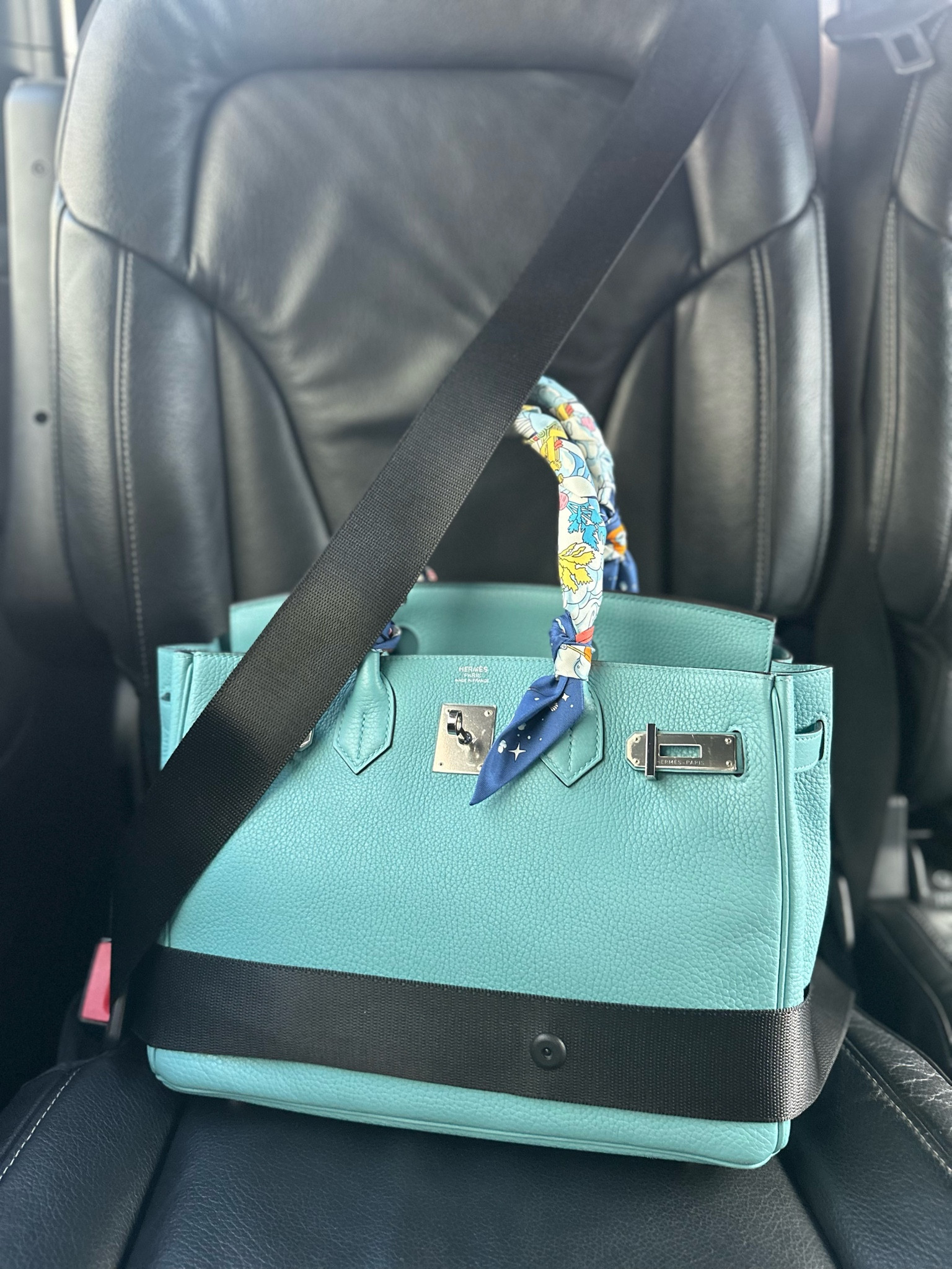Safety first 💺

#LTKTravel #LTKSummerSales #LTKItBag