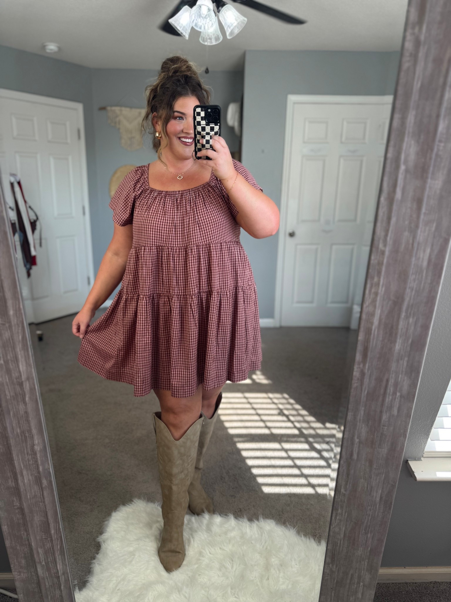 The CUTEST dress of Fall 🍁 Loving this plaid print. Fit is nice and flowy. Size XXL

Affordable plus size outfits. Old navy. Pumpkin patch. Wide calf boots

#LTKPlusSize #LTKFindsUnder50 #LTKStyleTip