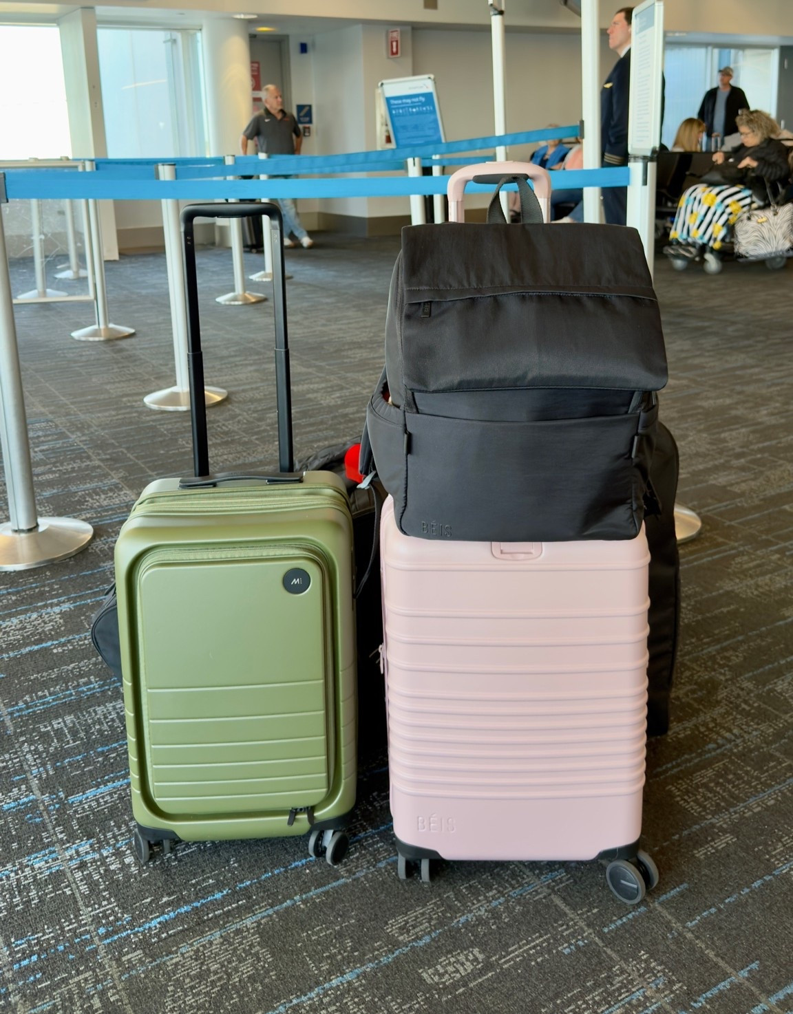 Our carryon luggage 💚