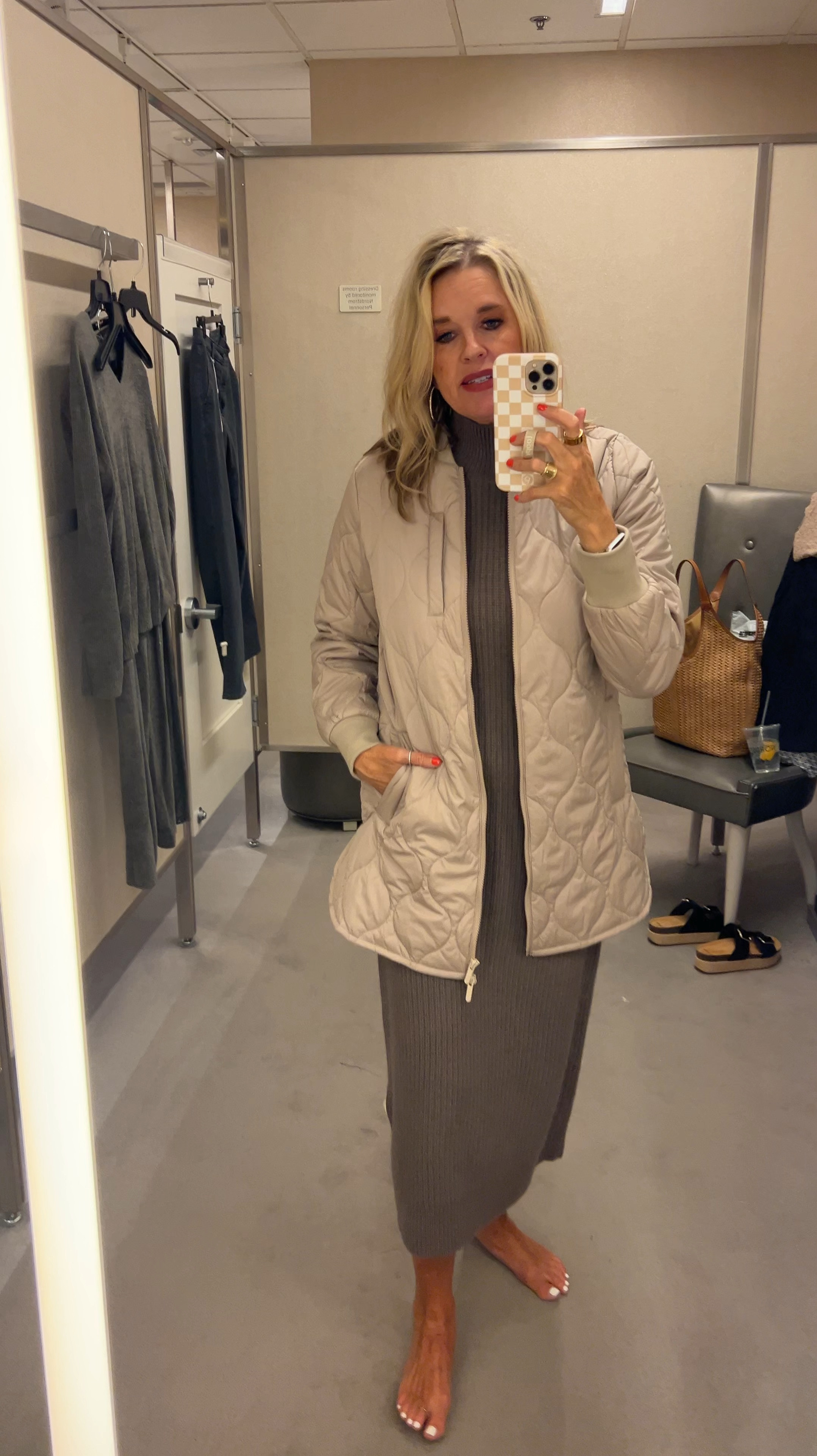 Try-on Haul premium denim and cashmere sweaters

Great time to get deep discounts on premium denim and cashmere 

Nordstrom cashmere -butter soft and fits tts  comes in a couple colors 
This dress is  cashmere, fits tts and comes in a couple colors. 

Great Zelle quilted jacket comes in 2 colors and is affordable, fits tts, and lightweight, longer in back, great everyday jacket. 



#LTKSummerSales #LTKSaleAlert #LTKxNSale