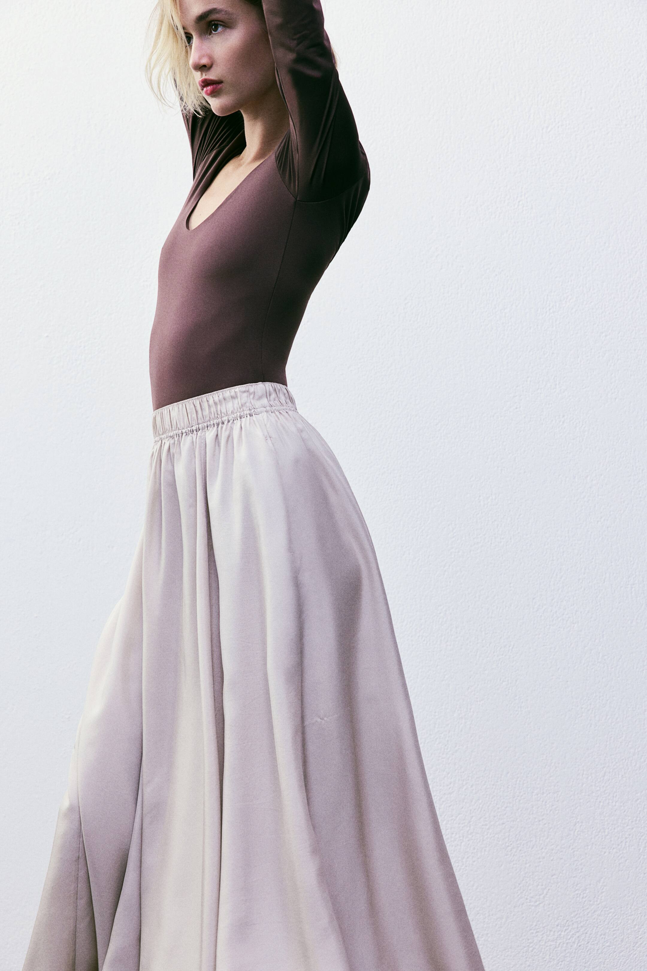 Tangabody mit U-Ausschnitt | H&M (DE, AT, CH, NL, FI)