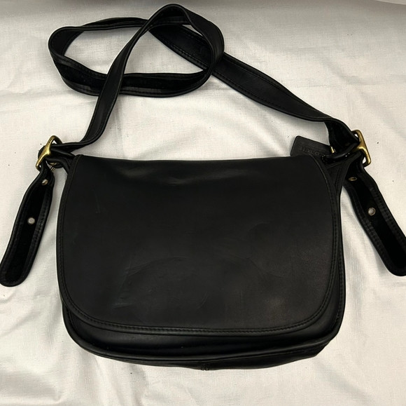 VINTAGE COACH PATRICIA'S LEGACY Black Leather Crossbody Shoulder Bag 9951 | Poshmark
