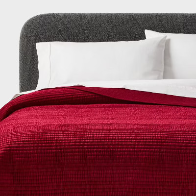 Full/Queen Ruched Velvet Quilt Red - Threshold™ | Target
