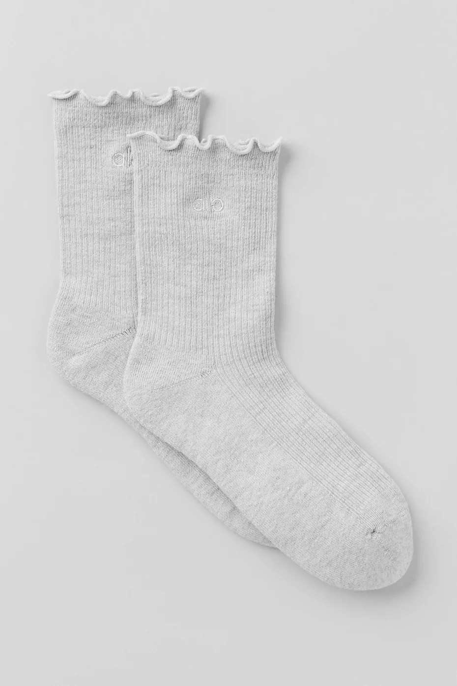 ALO | Women's Lettuce Edge Socks in Athletic Heather Grey, Size: S/M (5-7.5) | Alo Yoga (US)