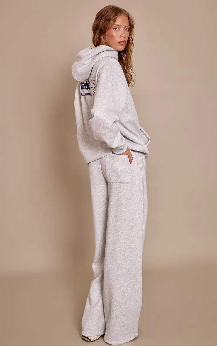 Ash Grey Athletics 25 Cotton Fleece Straight Leg Sweatpants | PrettyLittleThing USA | PrettyLittleThing US