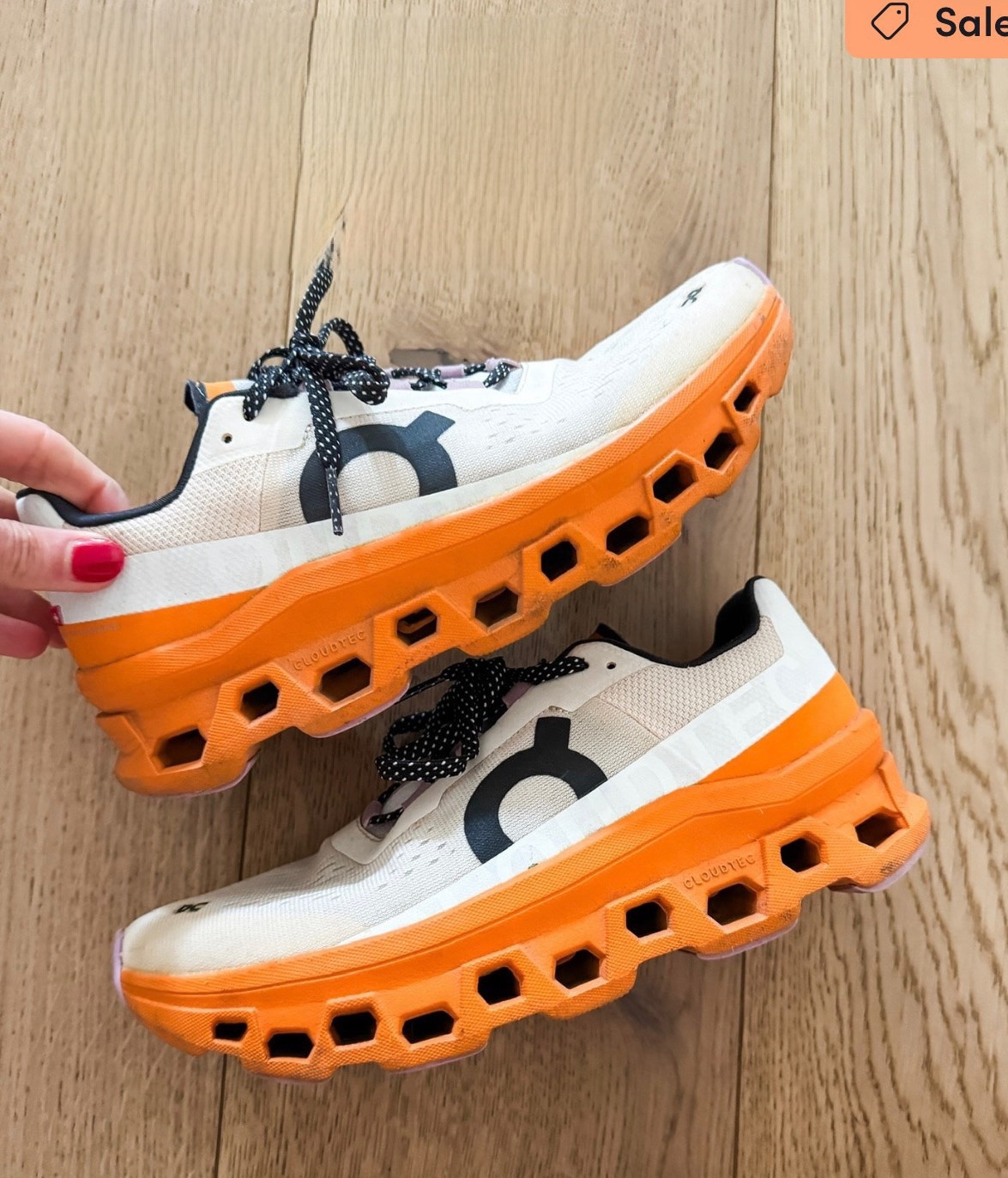 These shoes are so comfortable! Different color selection included in the Nordstrom sale! 

ON | Cloudmonster | Running Shoe | Athletic Shoe

#LTKootd #LTKActive #LTKSaleAlert