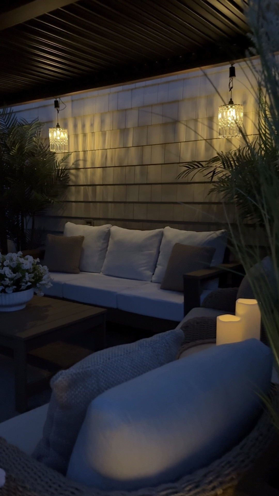 Beautiful day or night! ✨
Loving these battery-operated outdoor chandeliers from Amazon. Easy to assemble and the perfect way to add instant ambiance outdoors. Just set the timer and enjoy cozy evenings all season long. 

→ Follow me @dpiahome for more hosting, home decor inspiration, & outdoor living

#LTKHome #LTKSaleAlert #LTKSeasonal