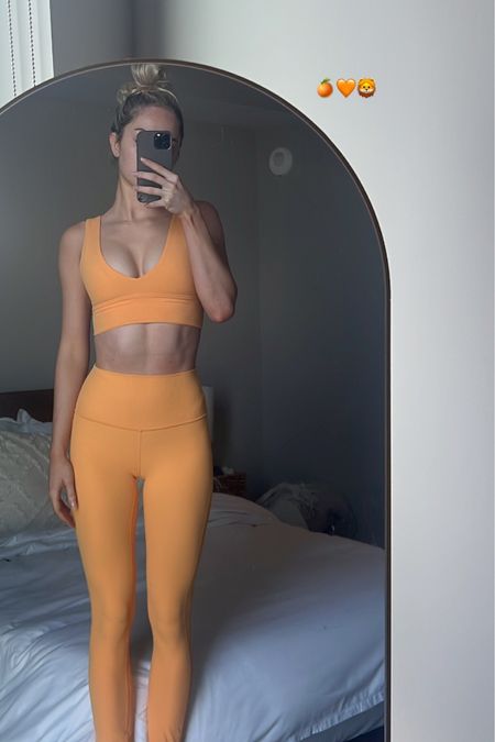 Orange workout set, perfect for summer 🍊😂🍑🌅

#LTKFind #LTKxNSale #LTKFitness