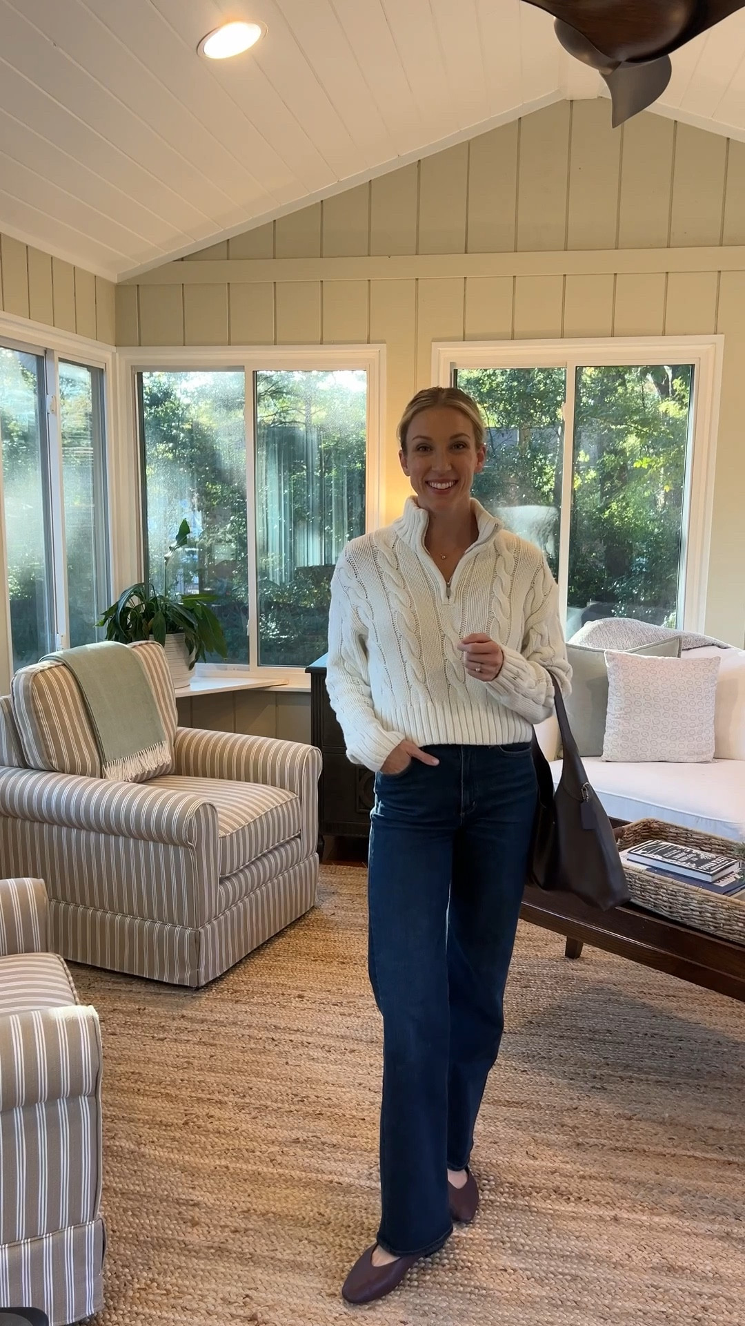 What I wore today as a 34-year old mom on the go! This pullover is so beautiful and the quality is unreal. Living for fall outfit season right now!

#falloutfit #momoutfit #chicsweaters 


#LTKStyleTip