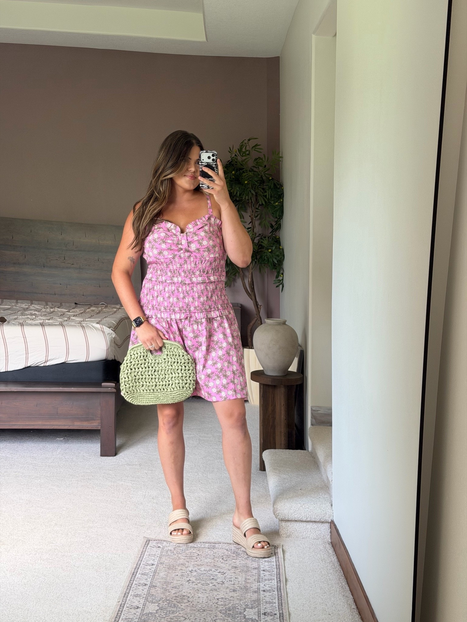 @Walmart summer dressed, this drop waste stress would be so fun for a vacation, beach, resort

Wearing large 

Midsize, size 12, size 14, mom style, curvy outfit