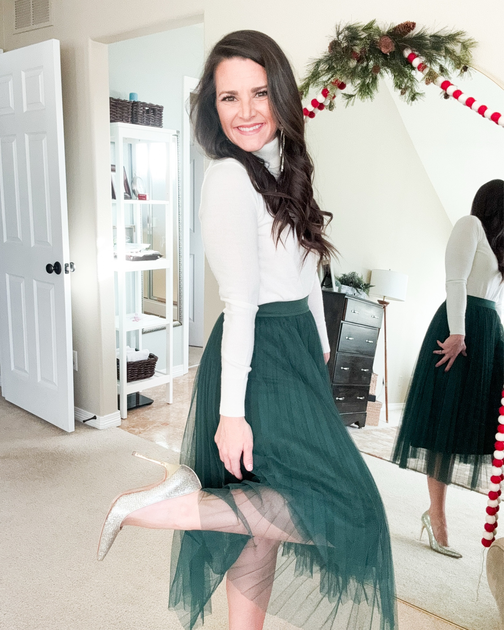 Christmas Eve Outfit Inspo #4

#Christmasoutfitinspo #momfashion #christmasoutfits

#LTKHoliday