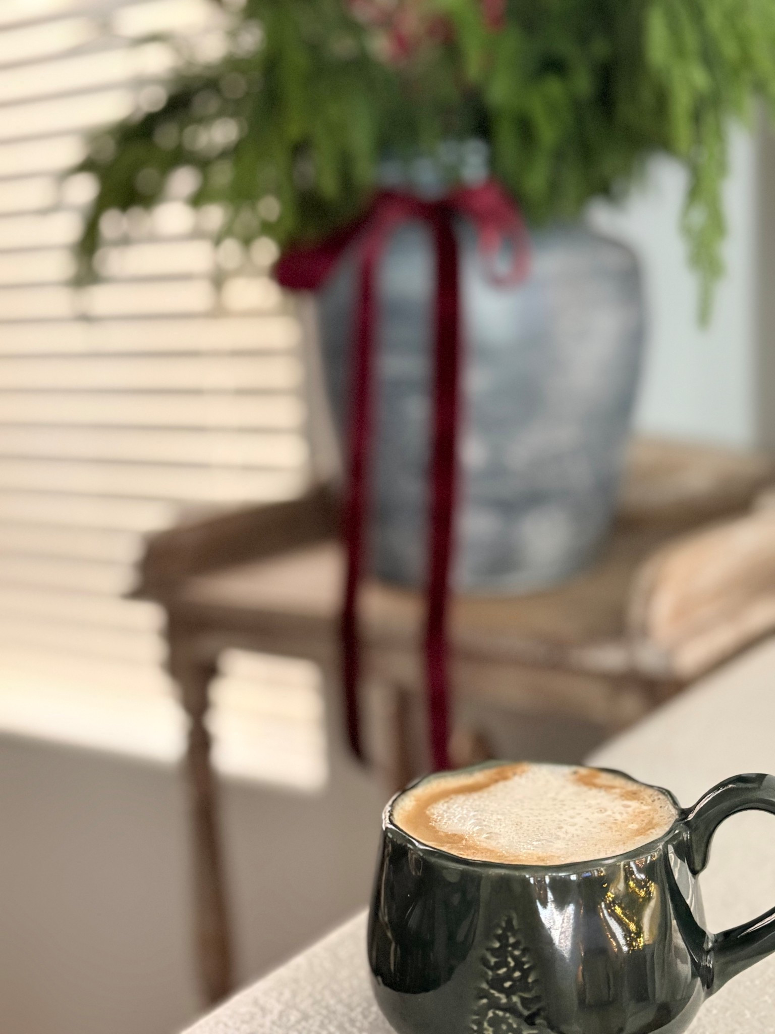 Mornings 🫶🏼🎄

#LTKmorningroutine #LTKHoliday #LTKSeasonal