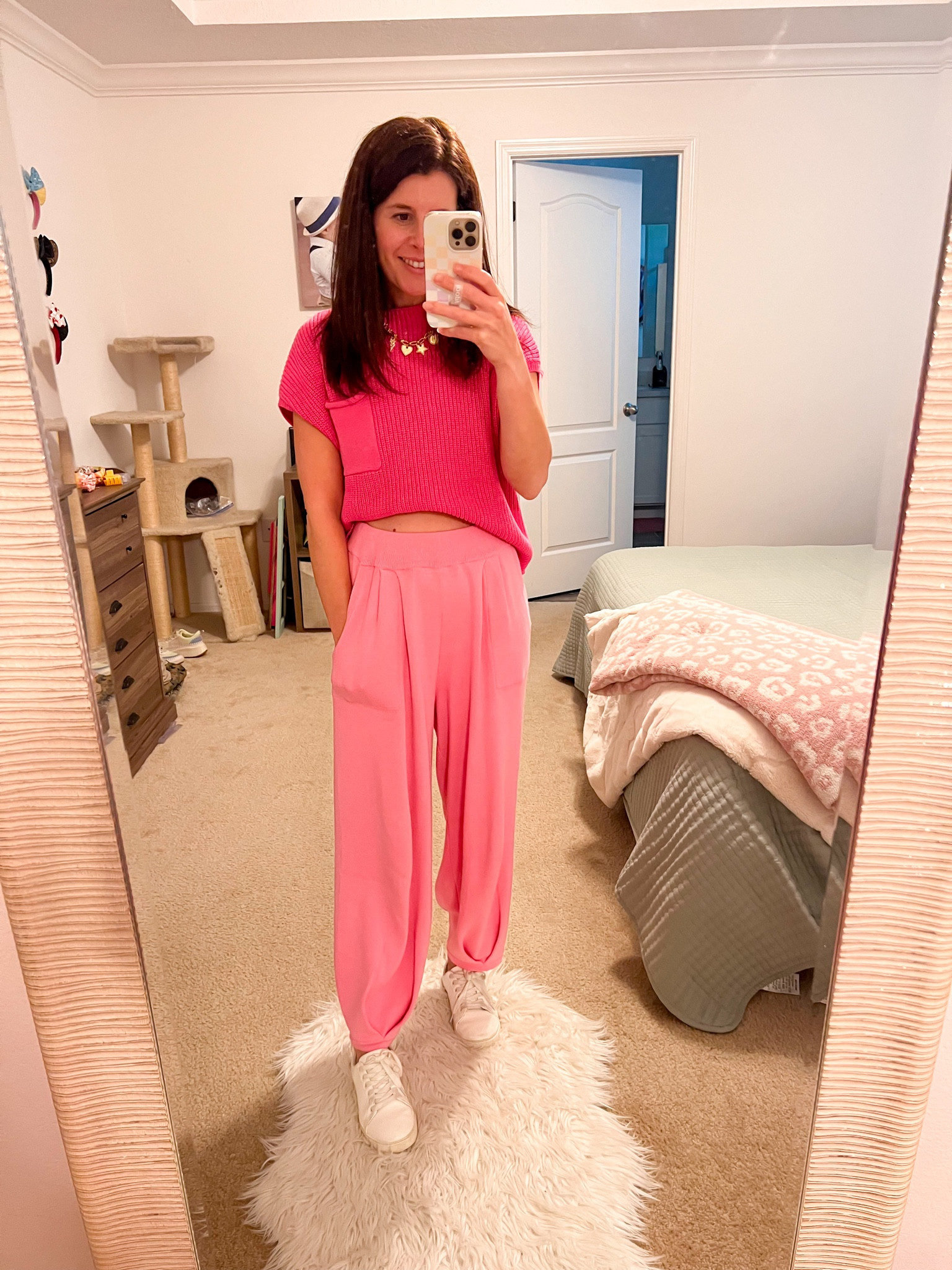 The perfect set! Cozy and the most amazing FP Dupe!

#LTKfindsunder50 #LTKstyletip