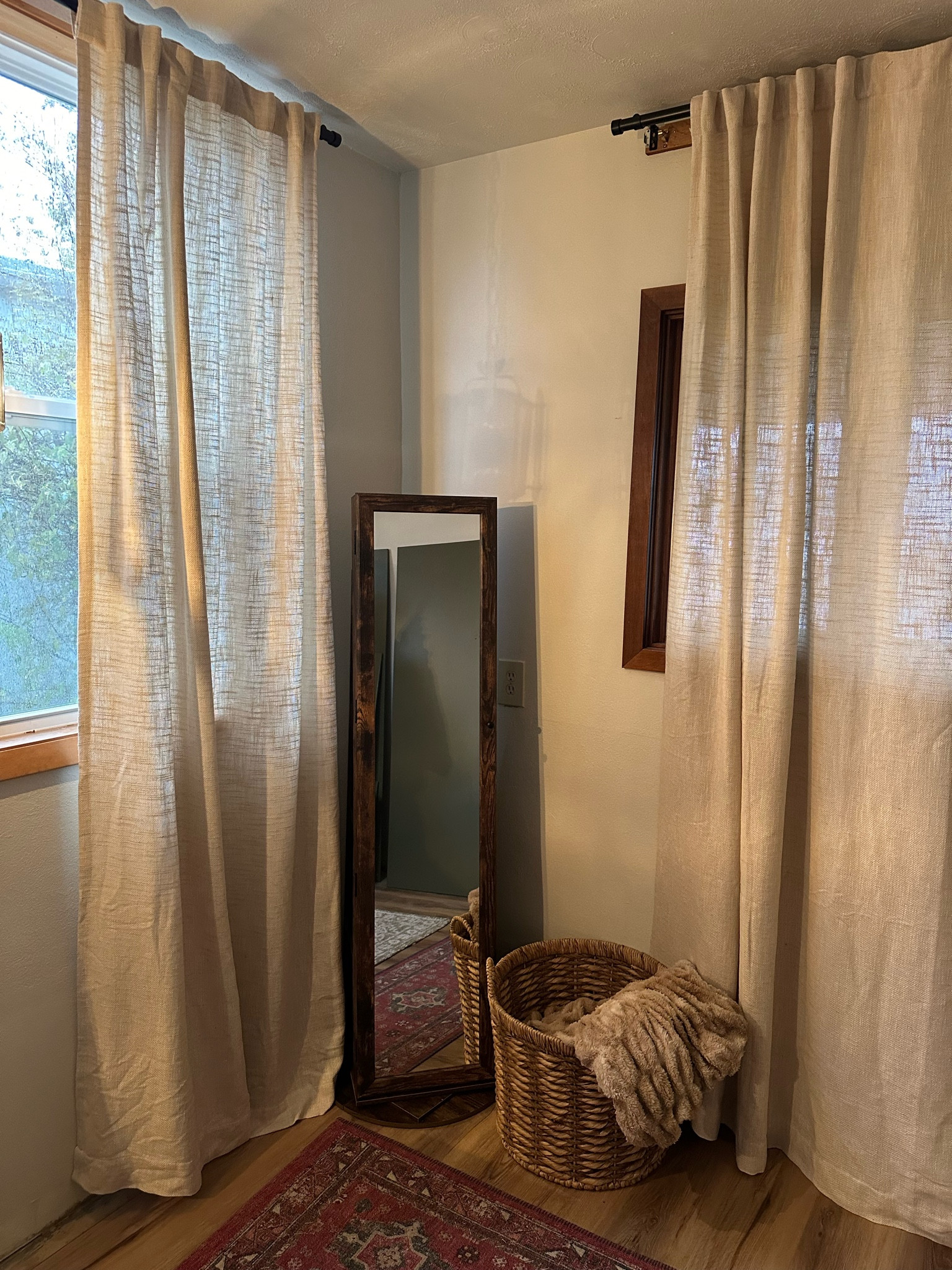 Fav little organization mirror 🤎

#LTKHome #LTKSeasonal #LTKU