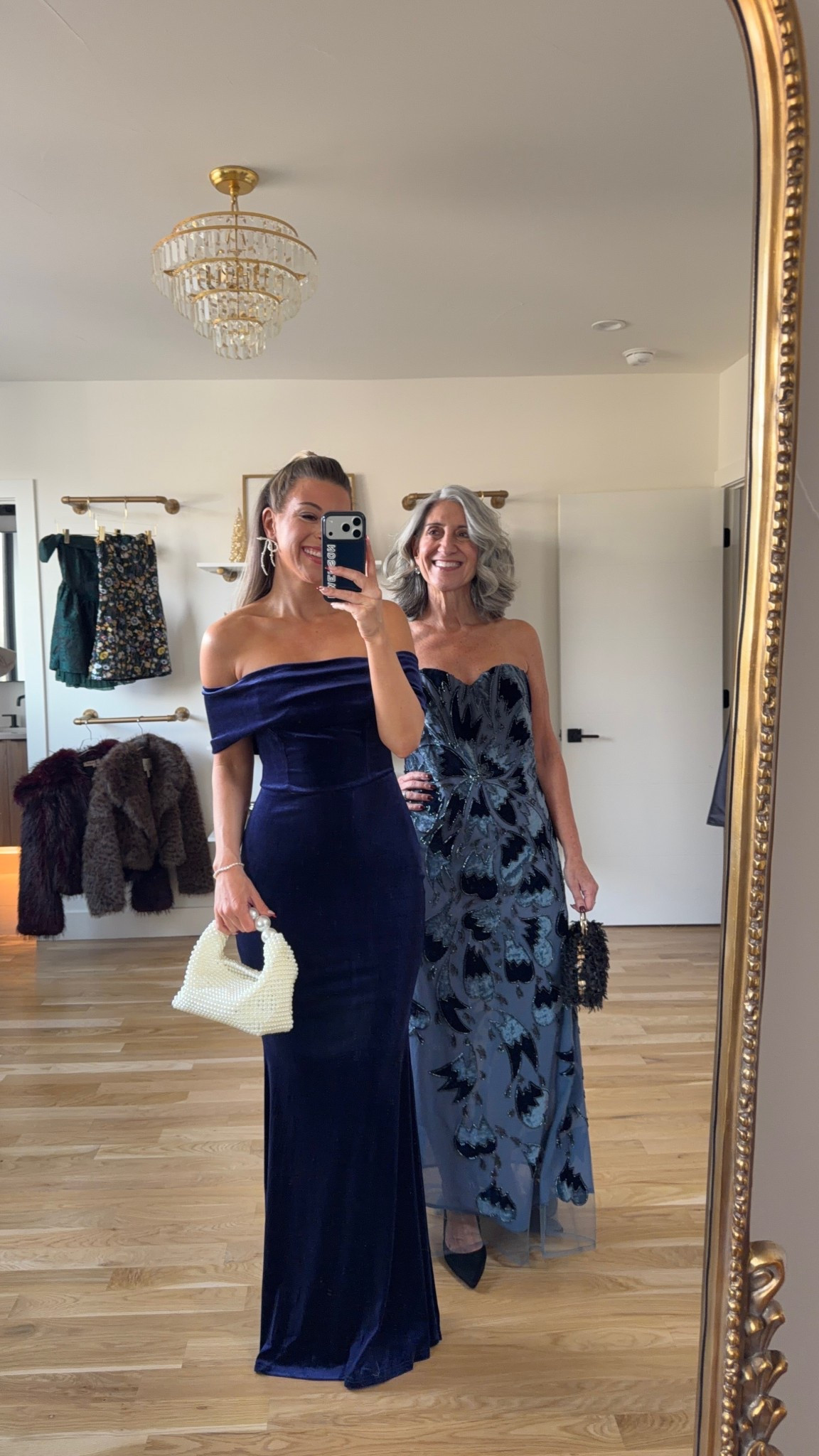 Mom and me wedding guest and formal event dresses

Vici code: emerson30

Mom wears a medium/6
I sized down in helsi dress

Wedding guest
Forma event
Black tie
Velvet
Floral
Special occasion
Mother of the bride

#LTKSeasonal #LTKHoliday #LTKWedding