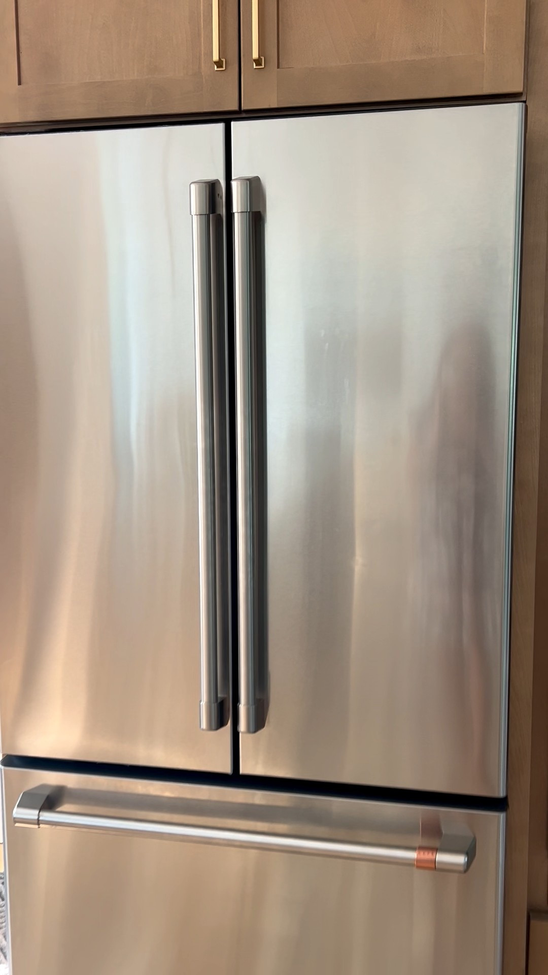 We went through a renovation this past year and I could not be happier with our appliances from GE! Their cafe line is stunning and so easy to use. #homereno #appliances #kitchen #doubleoven #cooktop

#LTKHome