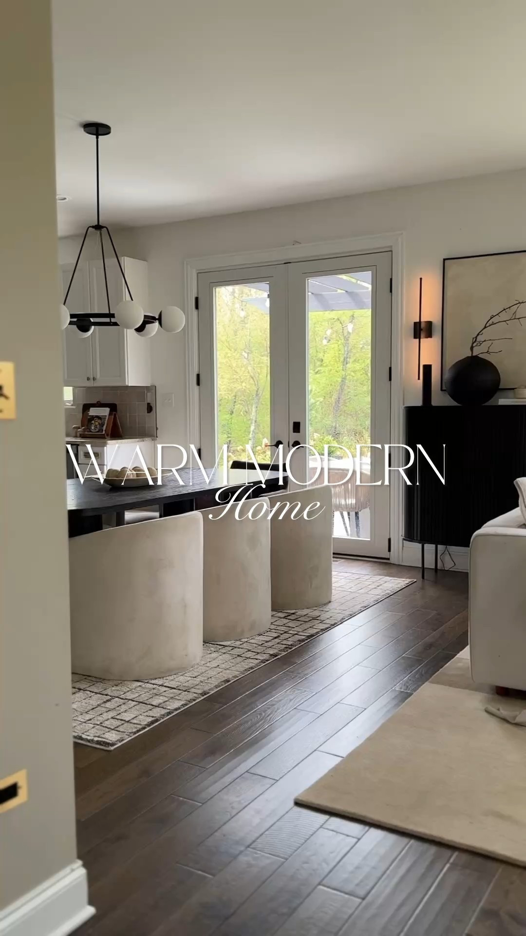 Warm Modern Home decor

I swapped my kitchen chairs on Friday and I absolutely love the look for a barrel chair. so chic,modern and comfortable 

#LTKHome