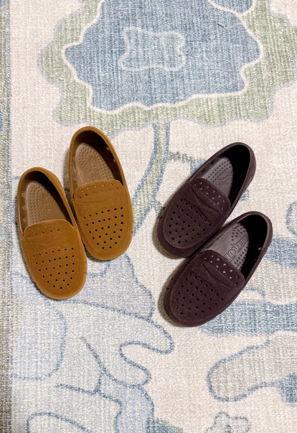 @floafers #Ad 

#LTKGiftGuide #LTKFindsUnder50 #LTKKids