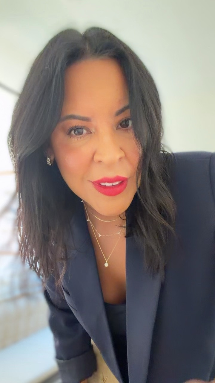 Wearing a size large in the dress and blazer