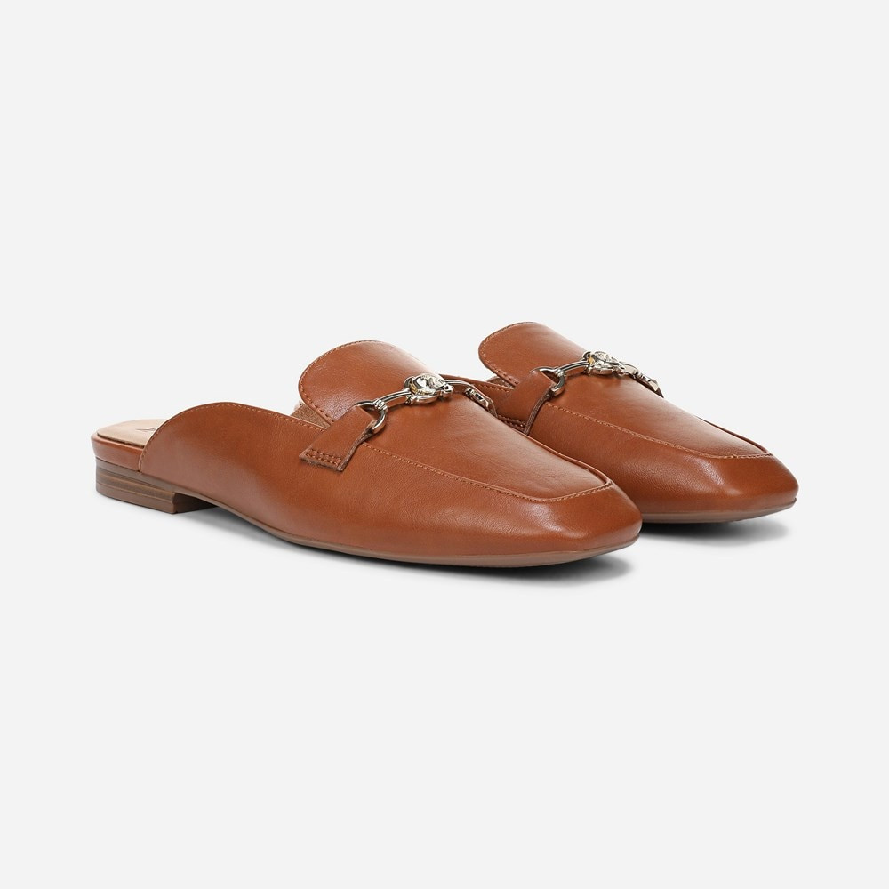 Basel Mule | Naturalizer