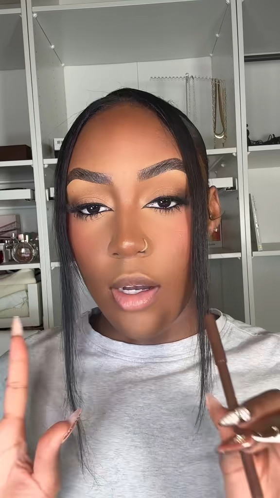 Sultry 90’s Lip Combo 🤎

#LTKFallSale #LTKStyleTip #LTKBeauty