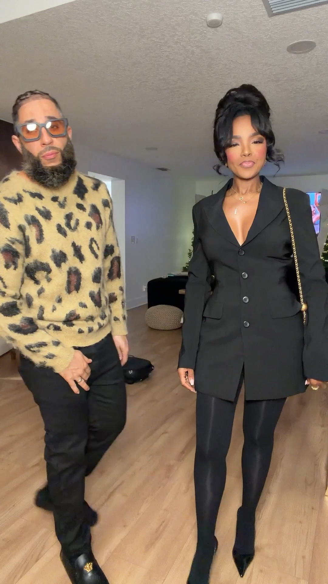 ✨ Power couple energy, elevated.
This sharp black blazer dress styled with sleek leggings delivers confident, modern tailoring with a feminine edge. Clean lines, pointed-toe heels, and a chain-strap bag make this look effortlessly polished and statement-worthy.

Perfect for date night, dinner plans, fashion-forward events, or a chic night out.

📏 Sizing: Blazer (Small) • Leggings (Small) • Heels (TTS) • Bag (One Size)  
Measurements: 5’4” · 138 lbs · 34D · 27” waist · 40” hips

Tap to get details and shop this bold black blazer look.

black blazer dress outfit, power couple style, elevated black outfit, chic night out look, modern tailored fashion, sleek leggings outfit.

Follow me on Instagram and YouTube @kirasfashionfinds

#LTKgrwm #LTKootd