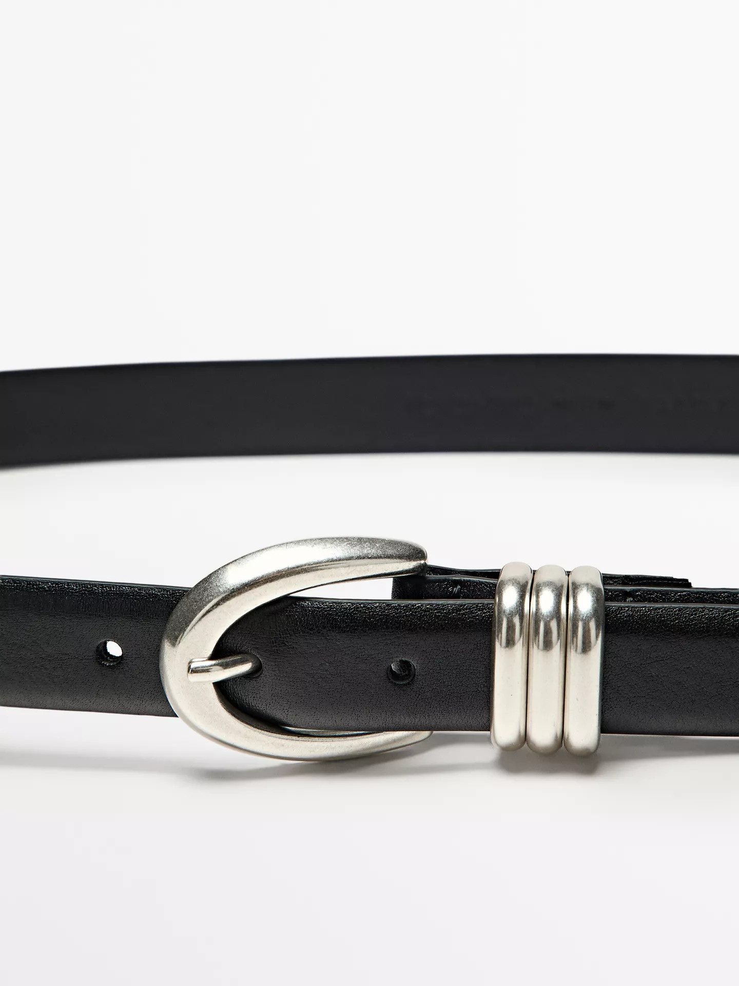 Nappa leather belt with metal detail | Massimo Dutti UK
