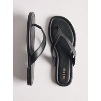 Flip Flop (W) in Black | Torrid (US & Canada)
