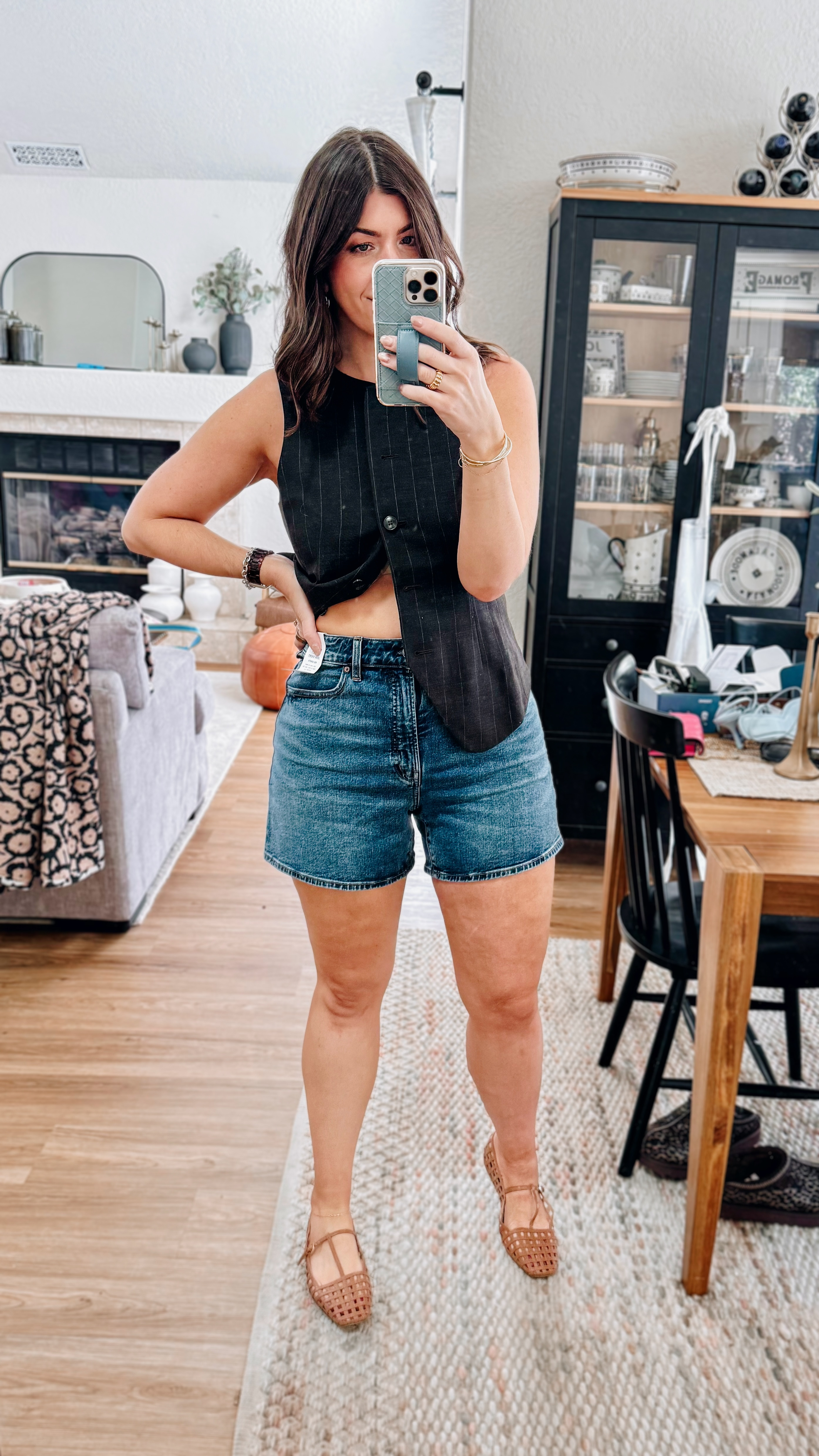 These shorts are on sale right now! 

Spring fashion, Trendy outfits, Chic outfit, Spring outfit, Midsize fashion, Spring sale, Denim, Shorts

#LTKSeasonal #LTKStyleTip #LTKMidsize