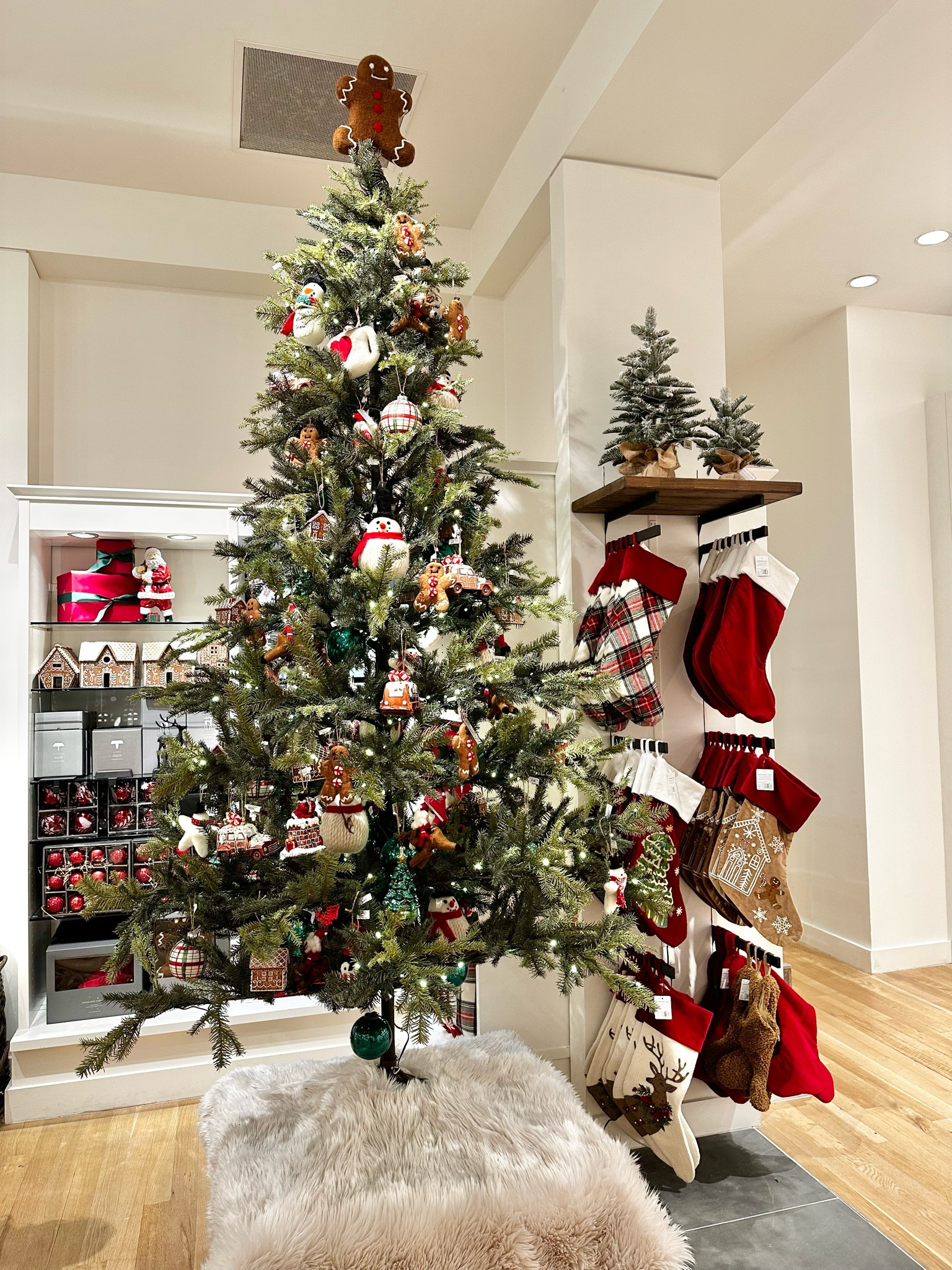 Pottery Barn has the most unique ornaments! 😍

#LTKHoliday #LTKSeasonal #LTKhome