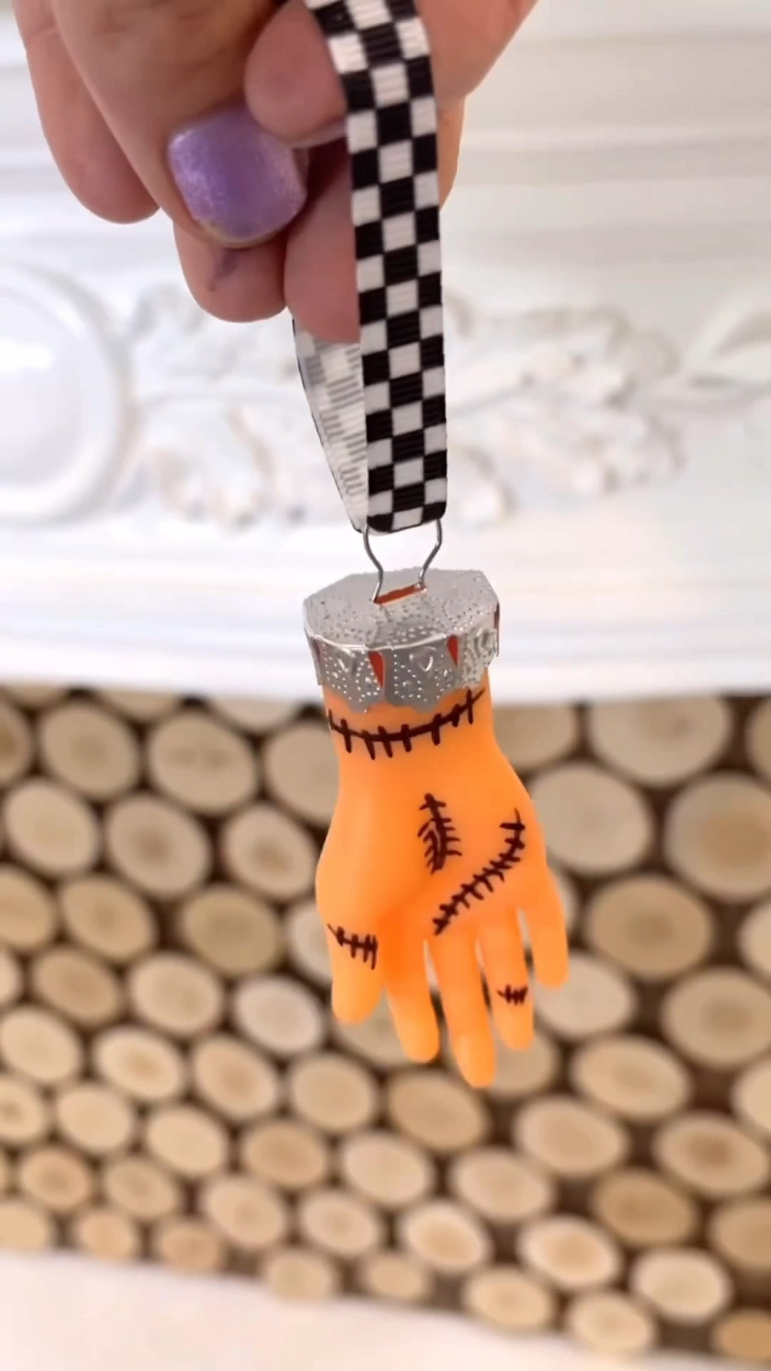 🖤 Ever thought Wednesday Addams would decorate a Christmas tree? 😈
Let’s make THING ornaments for a perfectly twisted holiday! 🎄🖤
Tiny stitched hands, checkered ribbon, and just the right amount of creepy charm — this is transitional Christmas at its spookiest.
✨ DIY it with me → everything’s linked in stories!
#WednesdayAddams #ThingAddams #WednesdayChristmas #TransitionalChristmas #DIYWednesdayAddams #WednesdayAddamsCrafts #WednesdayAddamsDecor #WednesdayAddamsParty #DiyDollarTree #DollarTreeDIY #WednesdayAddamsPartyIdeas #WednesdayAddamsArt #WednesdayAddamsHalloween 

#LTKHome #LTKSeasonal #LTKHalloween