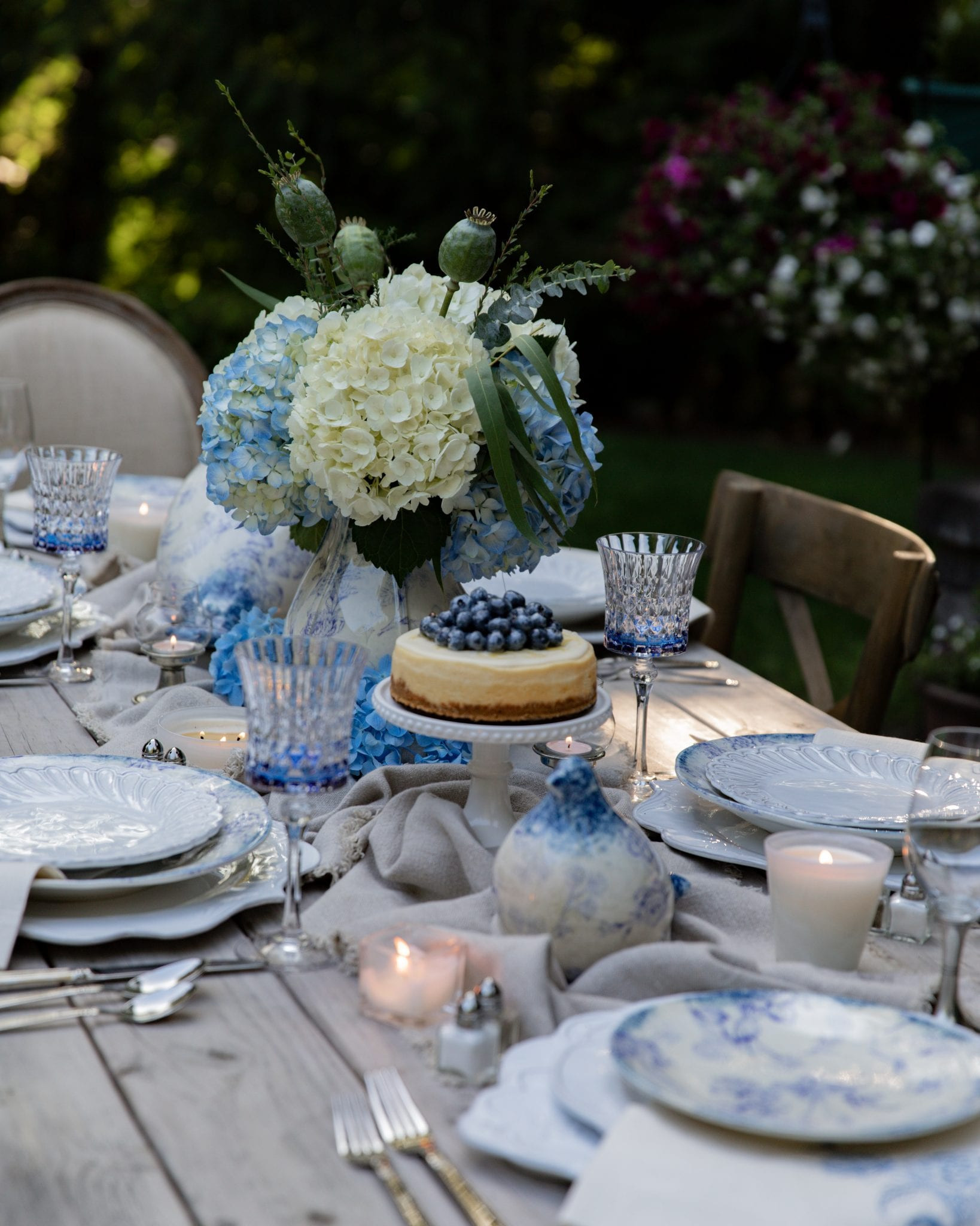 Garden party vibes 🌿🤍 Obsessed with this fresh outdoor tablescape featuring classic Arte Italica details. Everything is linked in my LTK—tap to shop + create your dream table setup! #LTKhome #gardenparty #summerdecor #tablescape #homewithhollyj #shophollyjhome 

 #LTKfoodie #LTKSeasonal #LTKHome