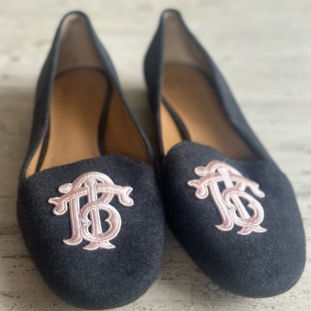 Tory Burch size 8 Antonia loafer. | Poshmark