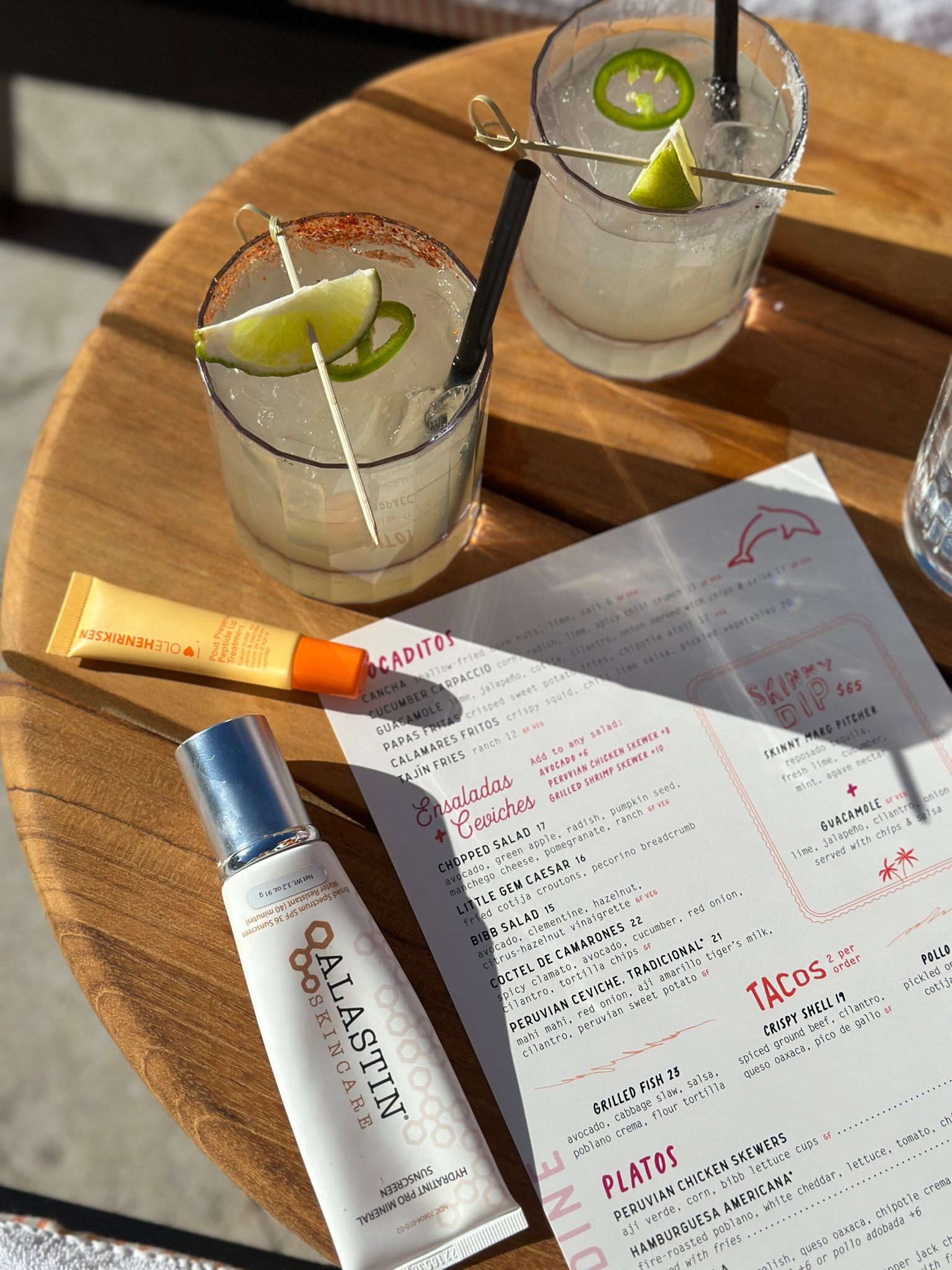 Poolside Essentials — including my favorite tinted sunscreen ☀️ 

Can easily be worn alone for a poolside “no makeup” makeup look or underneath your makeup as a base. 
