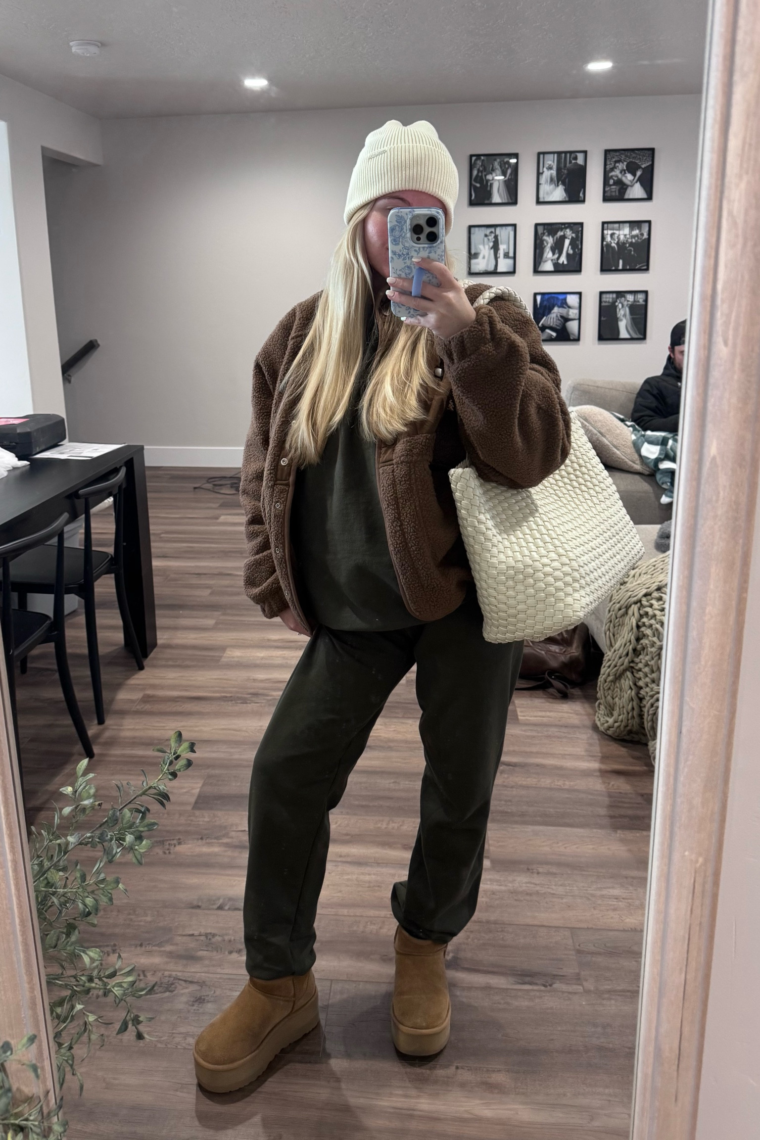 living in this sweat set
Jacket - M 
Crew neck- L 
Sweats - S 
Bag and beanie are Tj Maxx 