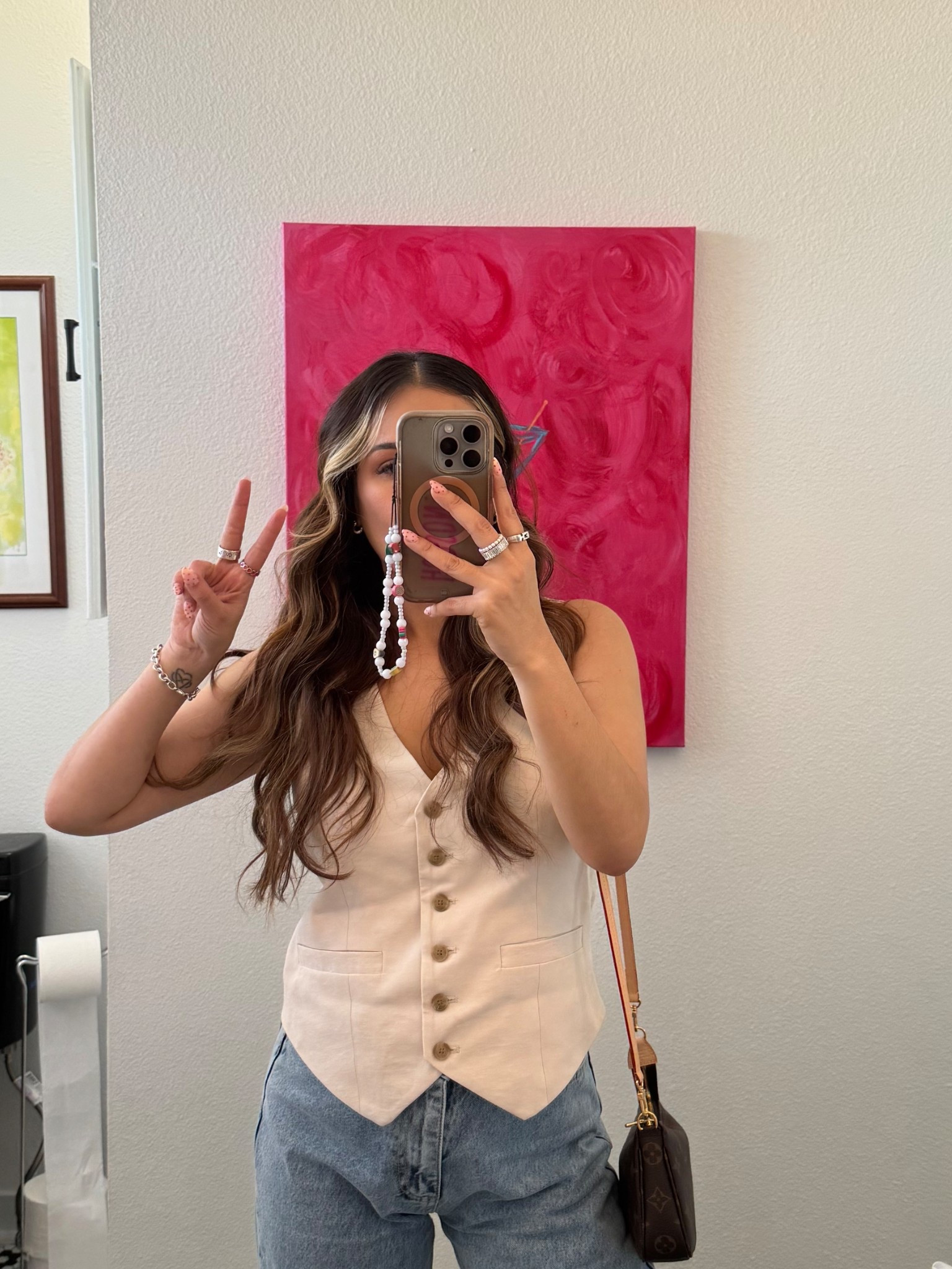 The first vest I’ve worn in YEARSSSSSSSS & it’s from Target! I couldn’t find this exact one so I’ve linked others from them! ♥️🎯

#LTKPetite #LTKSeasonal #LTKStyleTip