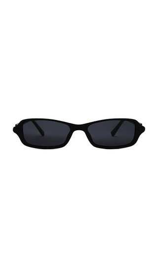 Le Specs Bamboozler Sunglasses in Black. | Revolve Clothing (Global)